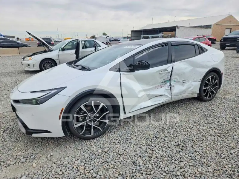 2024 Toyota PRIUS фото