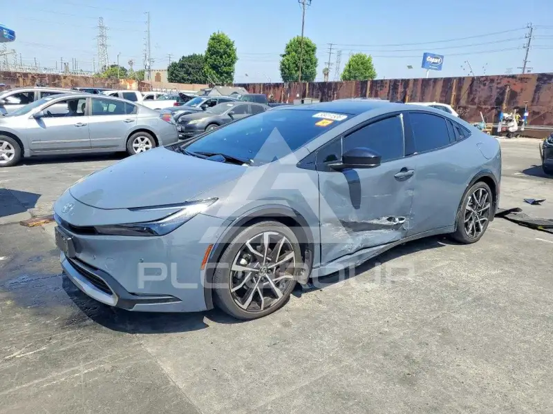 2024 Toyota PRIUS фото