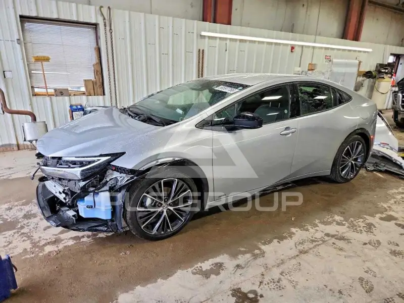 2024 Toyota PRIUS фото