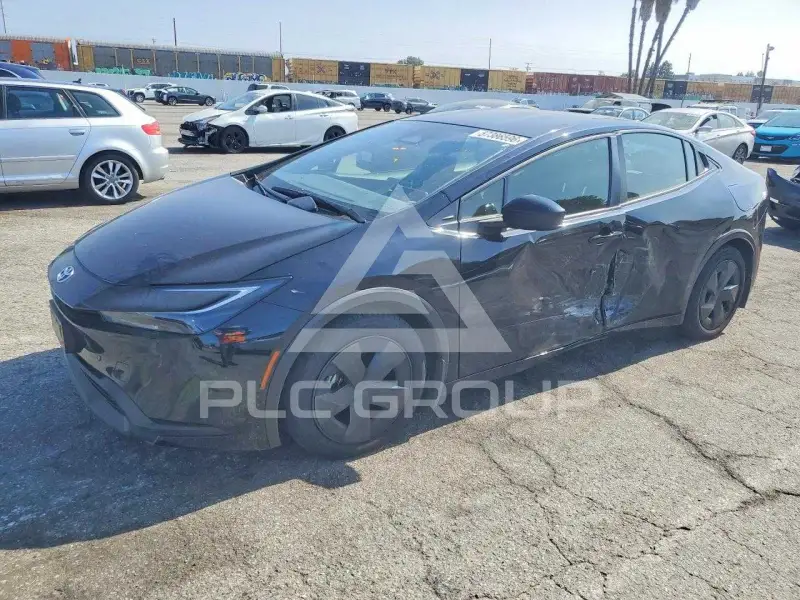 2024 Toyota PRIUS photo
