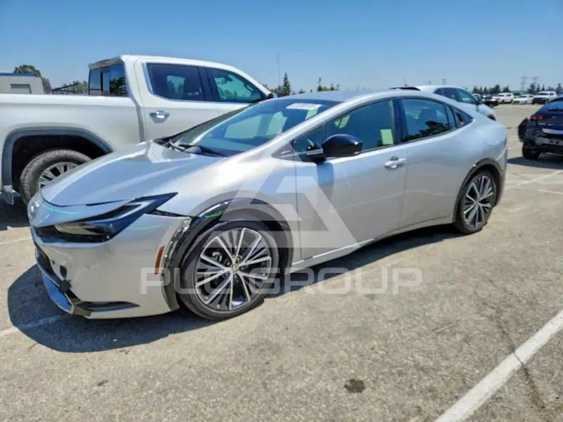 2024 Toyota PRIUS фото