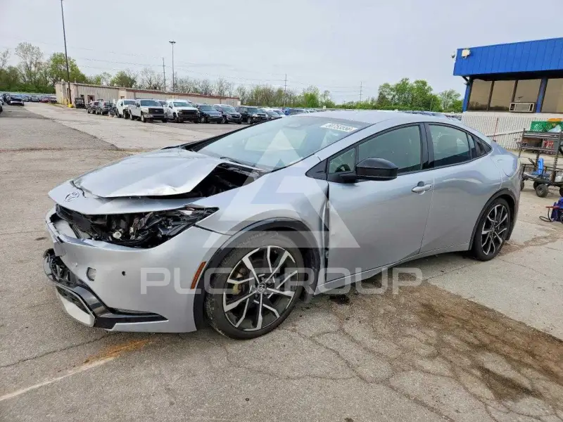 2024 Toyota PRIUS фото