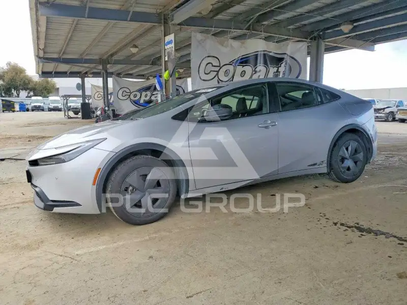 2024 Toyota PRIUS фото