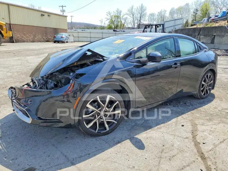 2024 Toyota PRIUS фото