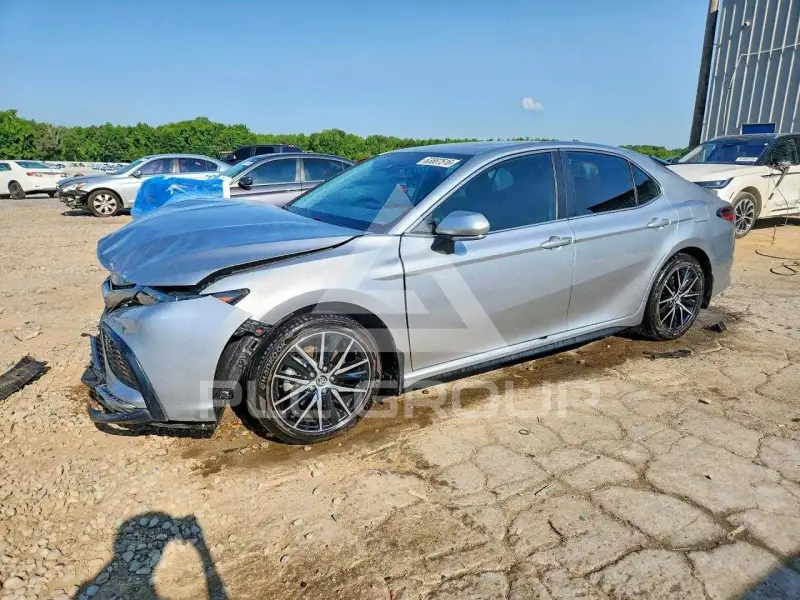 2024 Toyota CAMRY фото