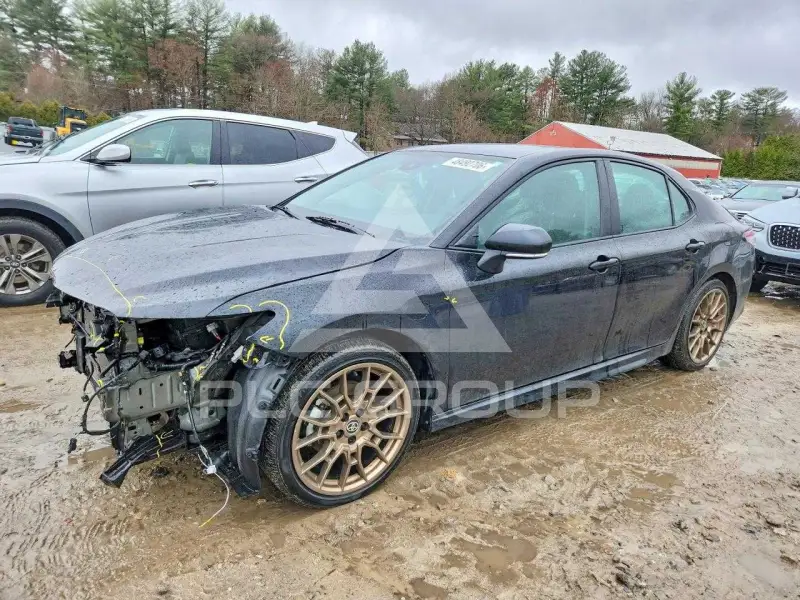 2024 Toyota CAMRY фото