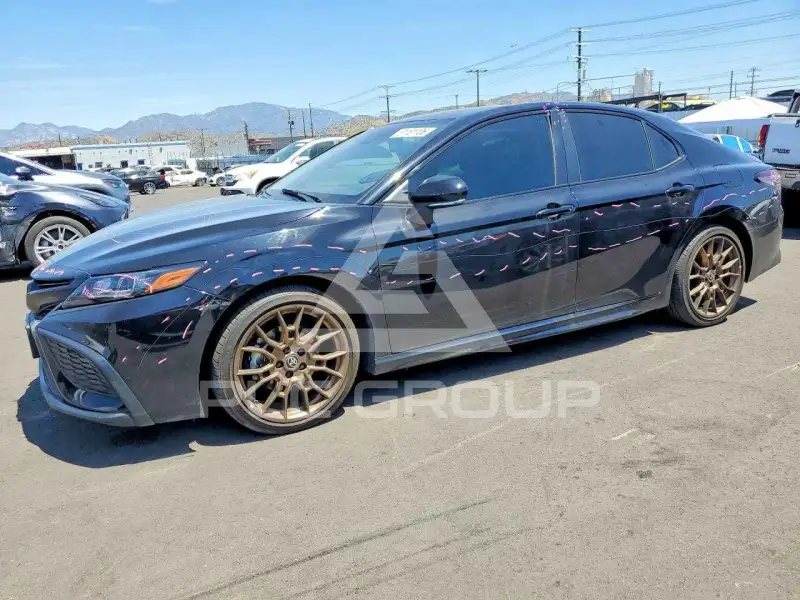 2024 Toyota CAMRY фото