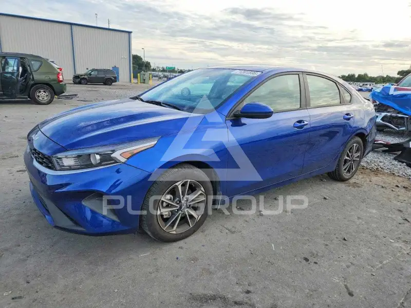 2024 KIA Forte фото