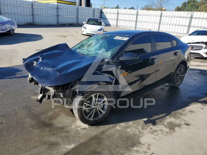 2024 KIA Forte фото