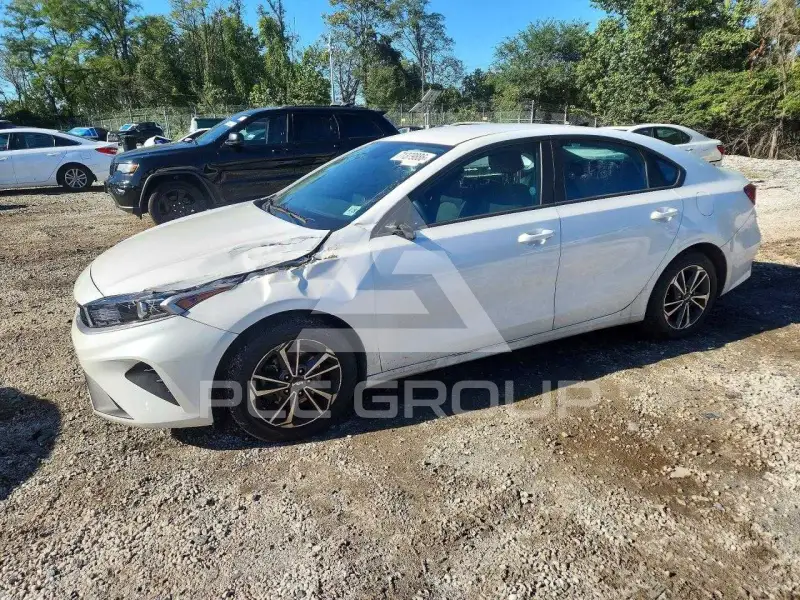 2024 KIA Forte photo