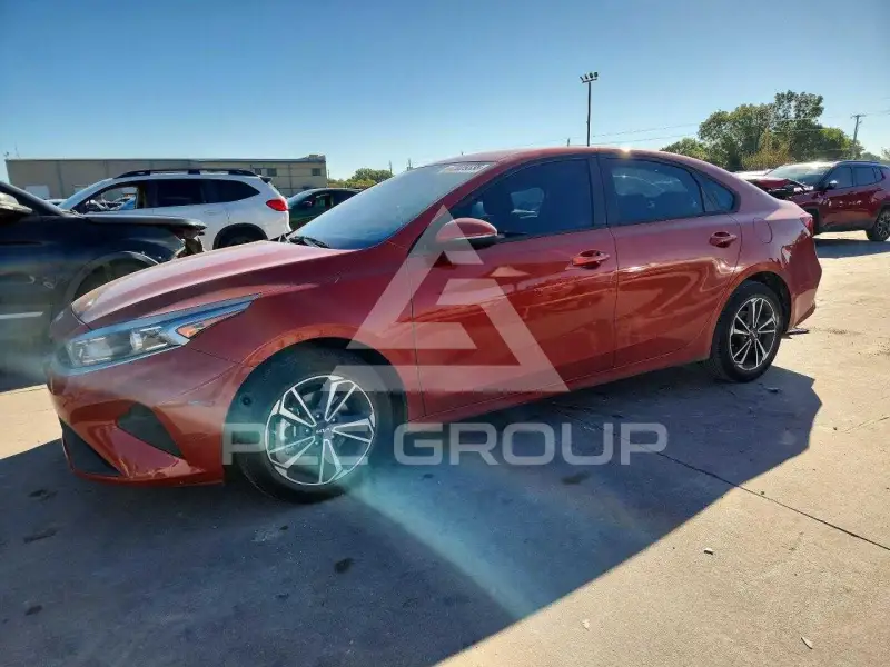 2024 KIA Forte фото
