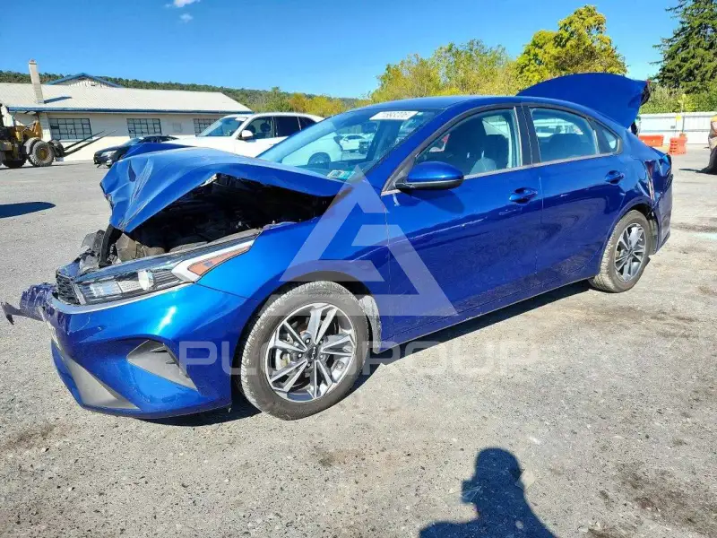 2024 KIA Forte фото