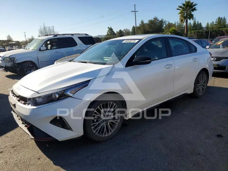2024 KIA Forte фото