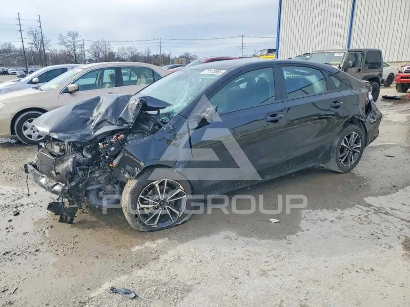 2024 KIA Forte фото