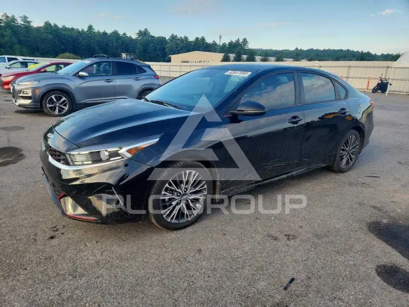 2024 KIA Forte фото