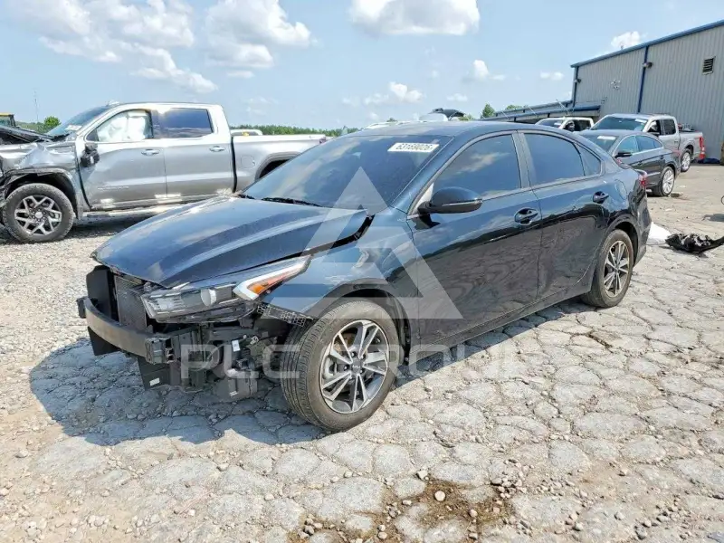 2024 KIA Forte фото