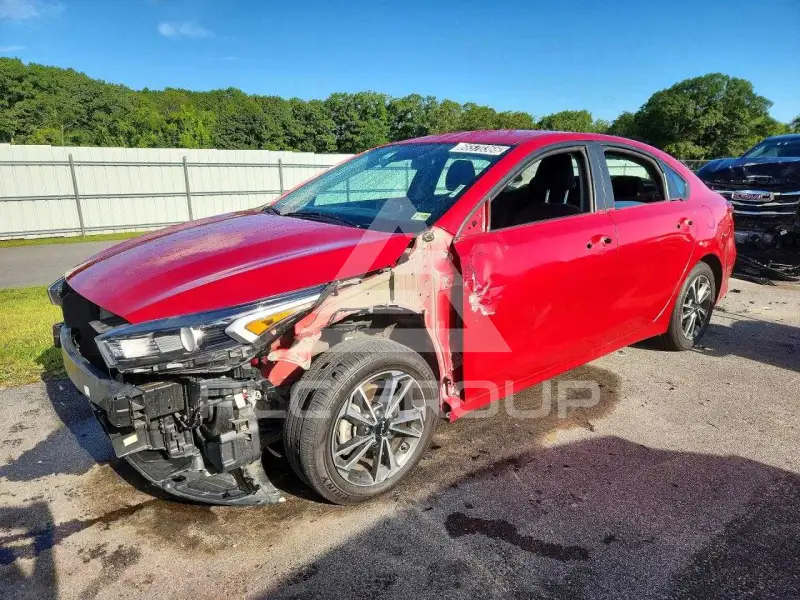 2024 KIA Forte фото