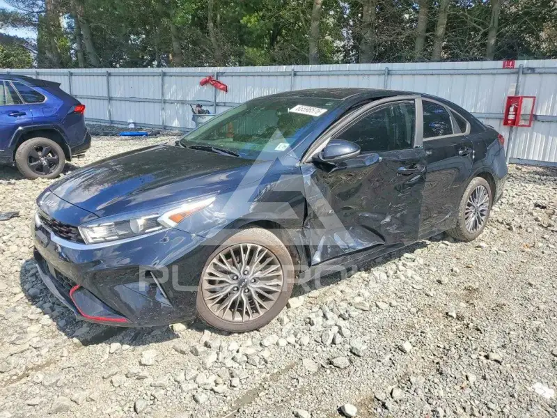 2024 KIA Forte фото