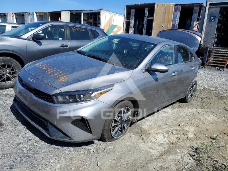 2024 KIA Forte фото