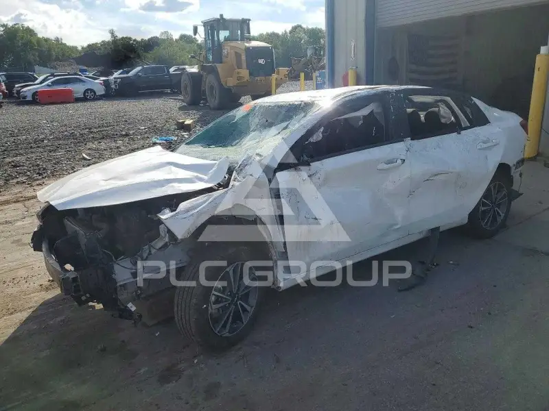 2024 KIA Forte фото