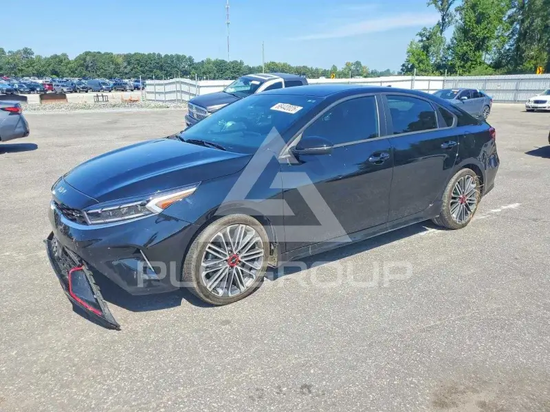 2024 KIA Forte фото