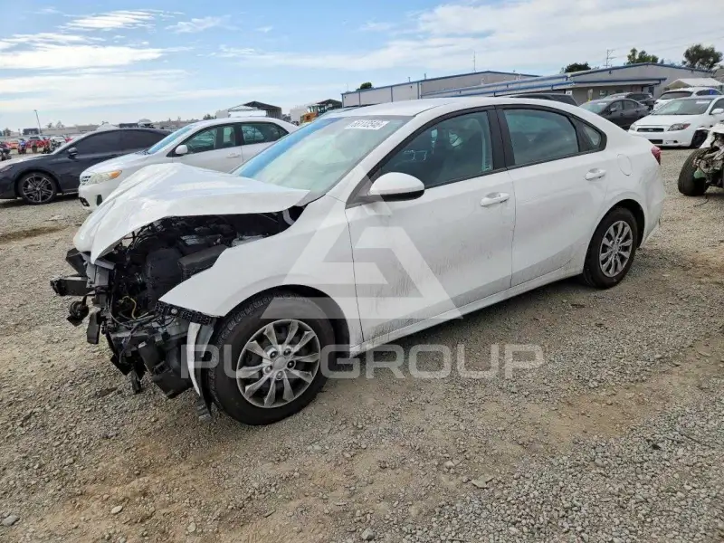 2024 KIA Forte фото
