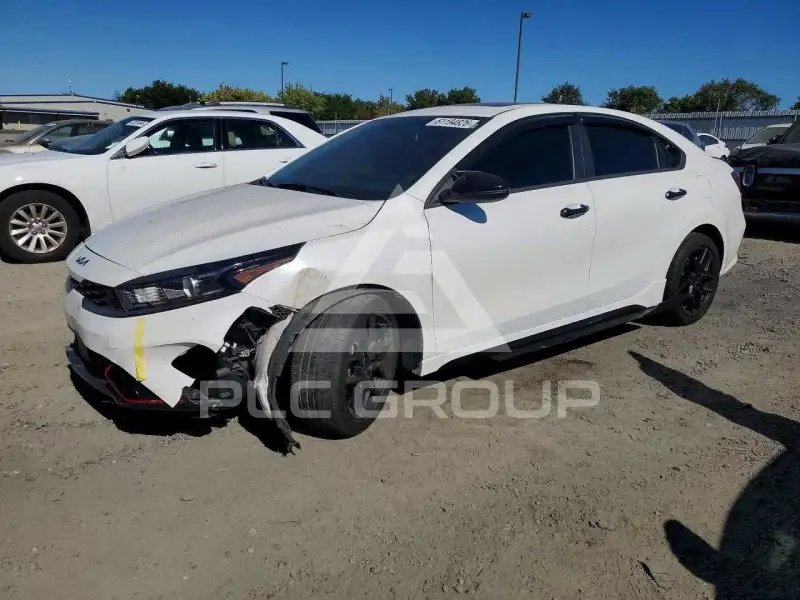 2024 KIA Forte фото