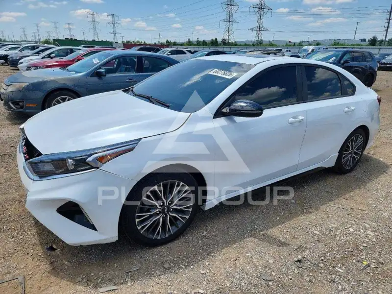 2024 KIA Forte photo