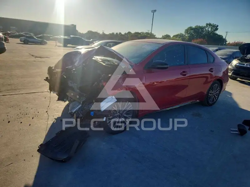 2024 KIA Forte photo