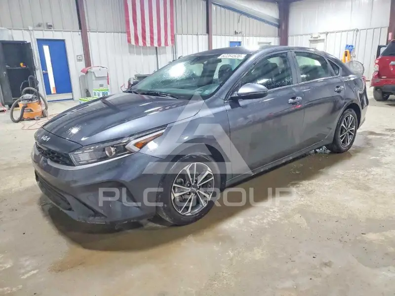 2024 KIA Forte фото