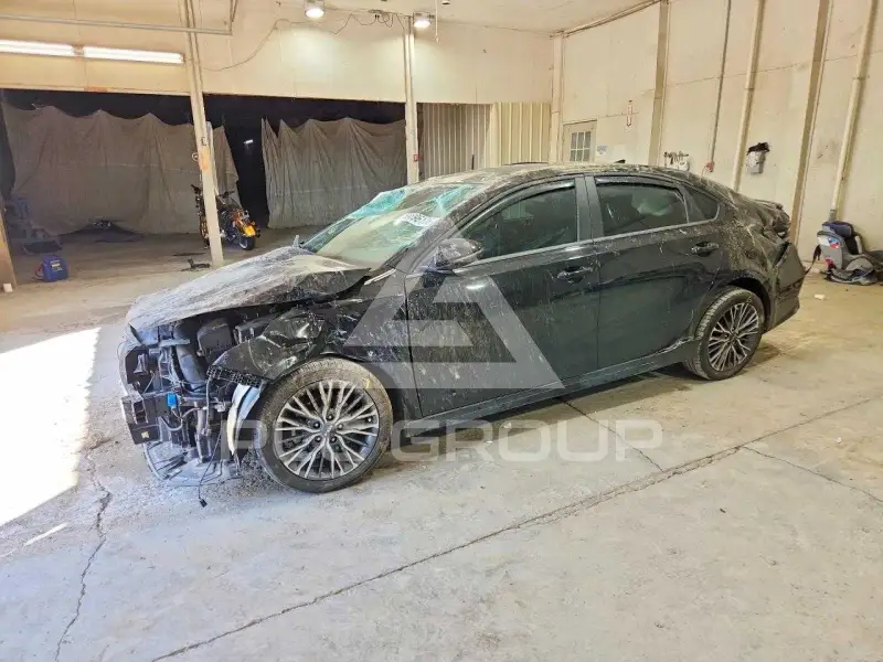 2024 KIA Forte фото