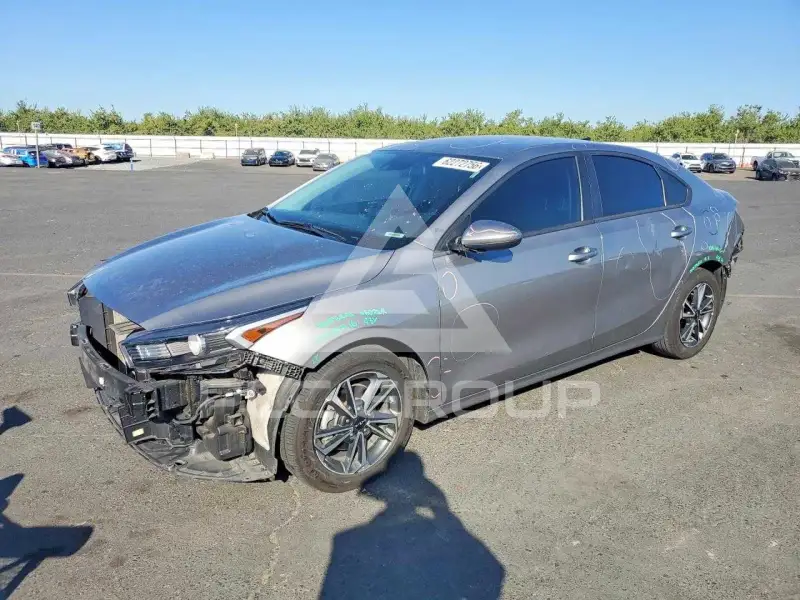 2024 KIA Forte фото