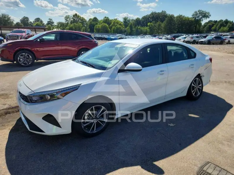 2024 KIA Forte photo