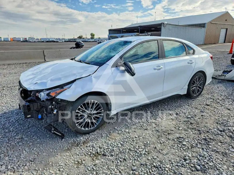 2024 KIA Forte photo