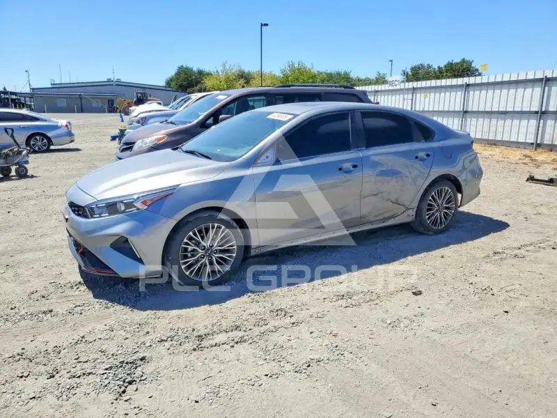 2024 KIA Forte photo