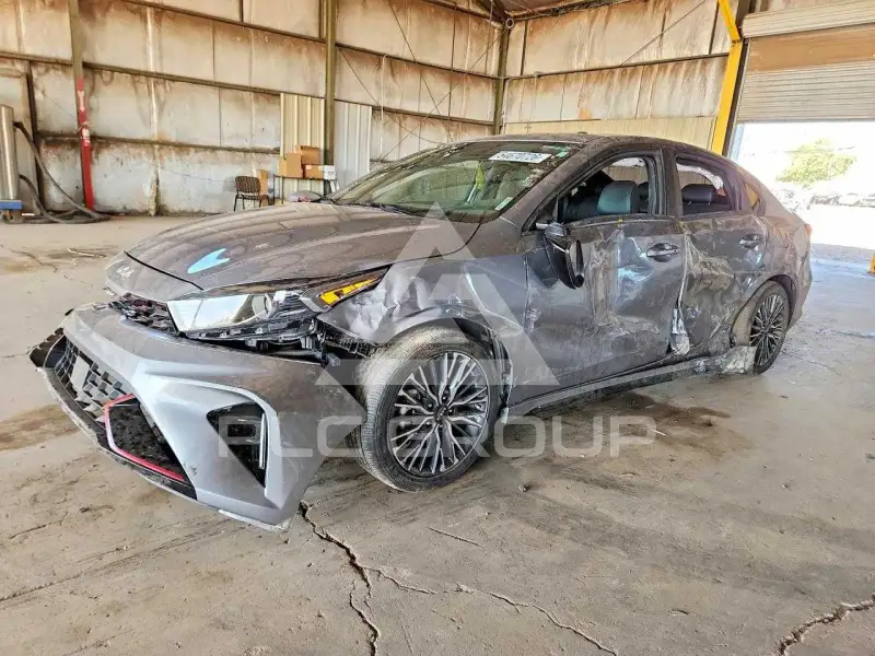 2024 KIA Forte фото