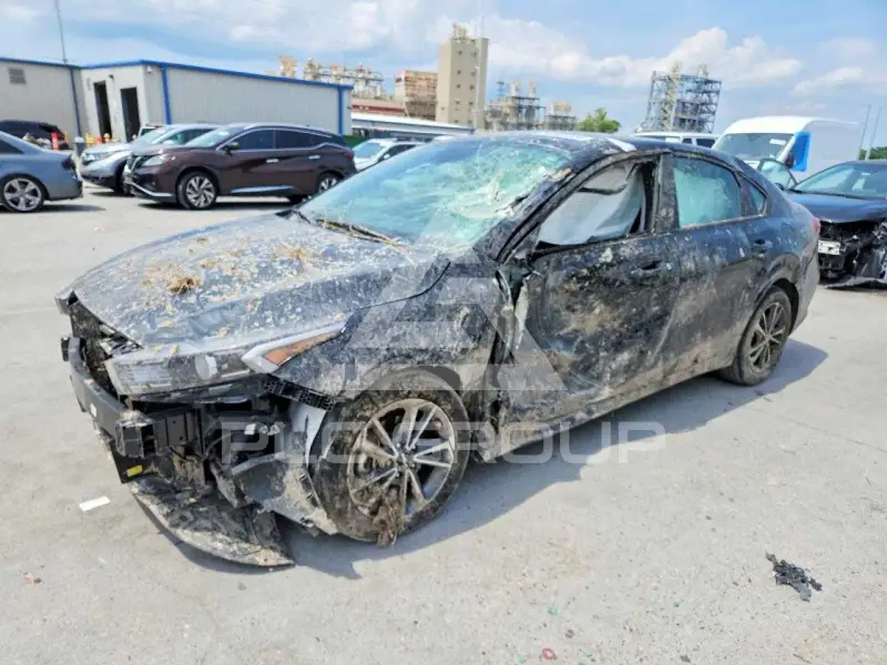 2024 KIA Forte photo