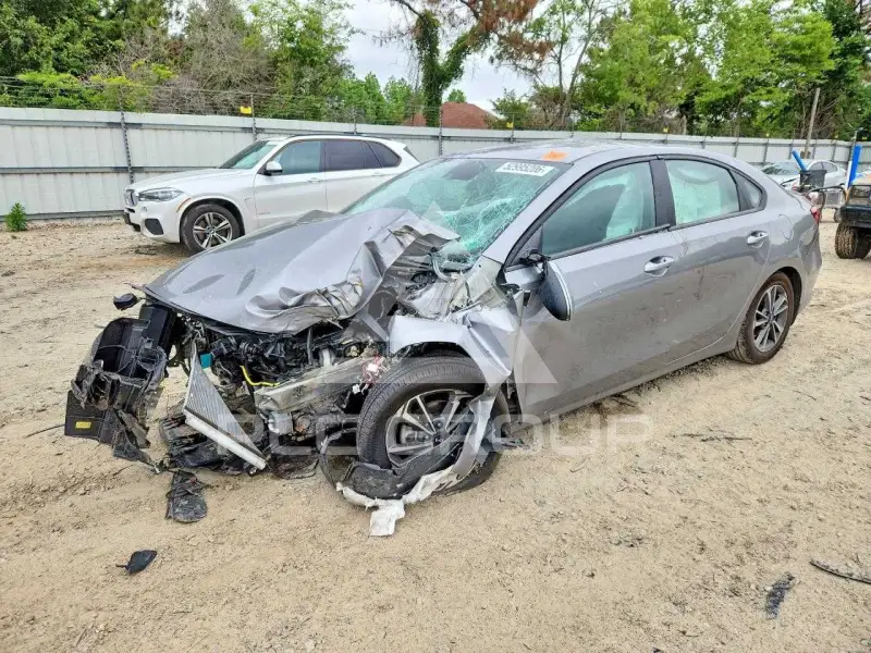 2024 KIA Forte фото
