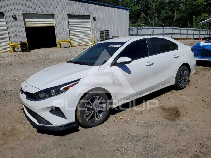 2024 KIA Forte photo