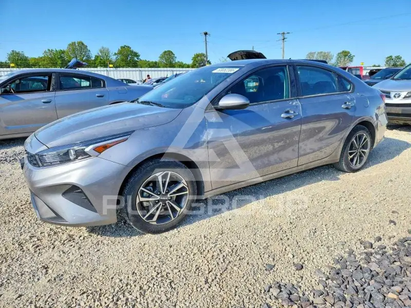 2024 KIA Forte фото
