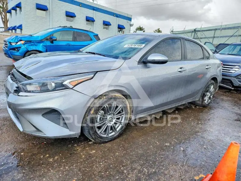 2024 KIA Forte фото