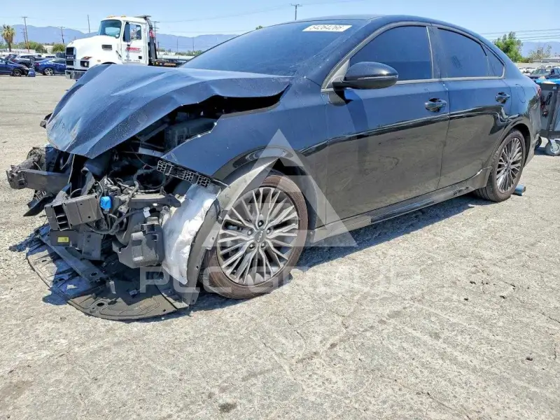 2024 KIA Forte фото