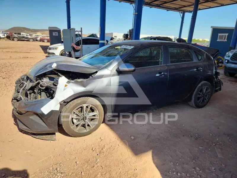 2024 KIA Forte фото