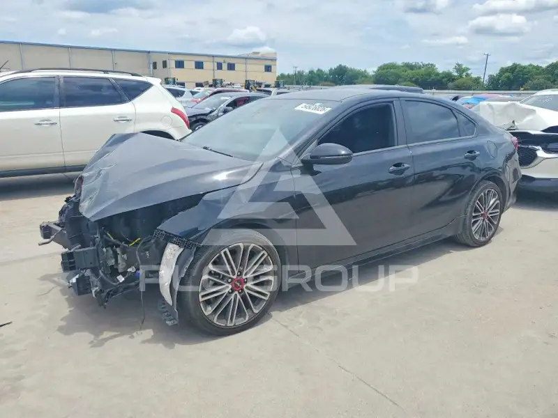 2024 KIA Forte фото