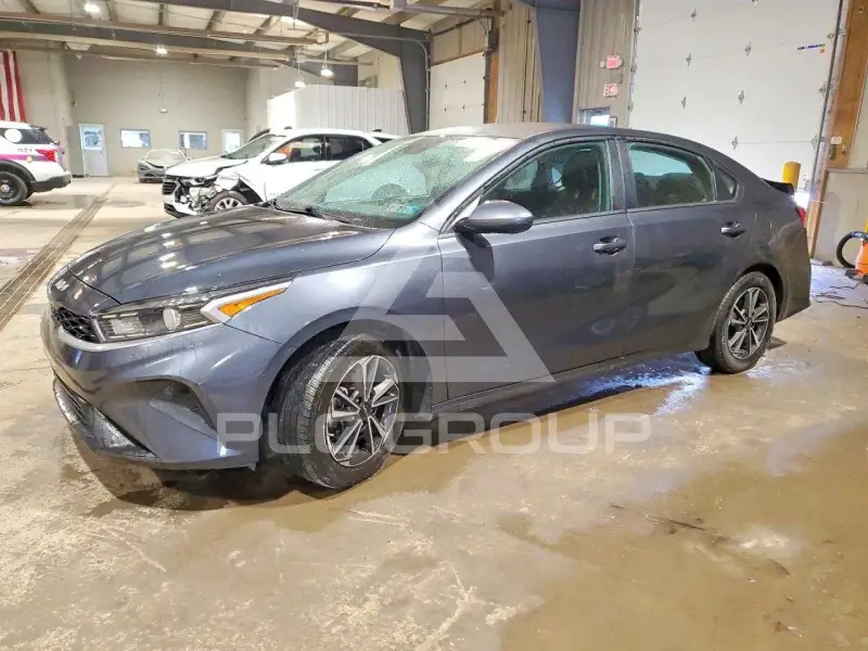 2024 KIA Forte фото