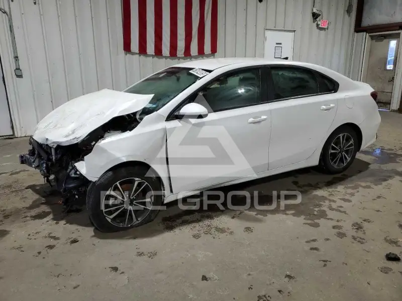 2024 KIA Forte фото