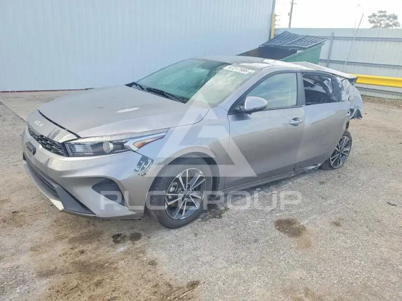 2024 KIA Forte фото