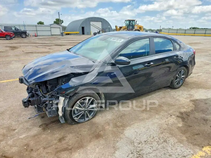 2024 KIA Forte фото