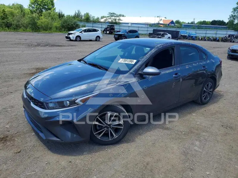 2024 KIA Forte фото
