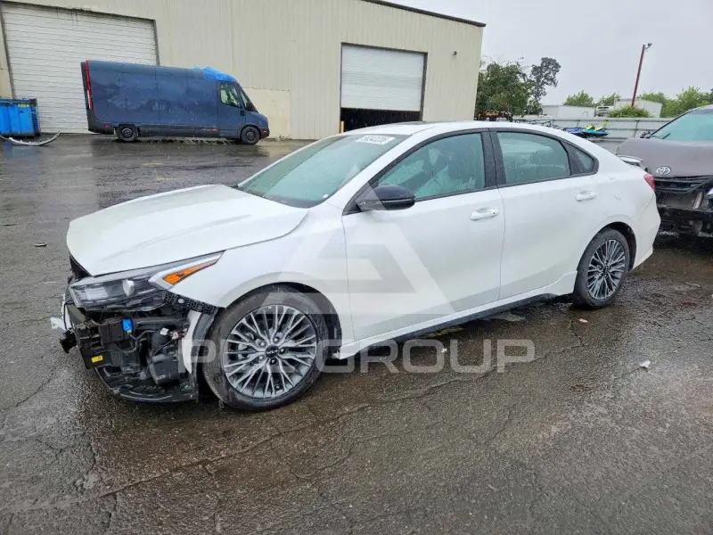 2024 KIA Forte фото